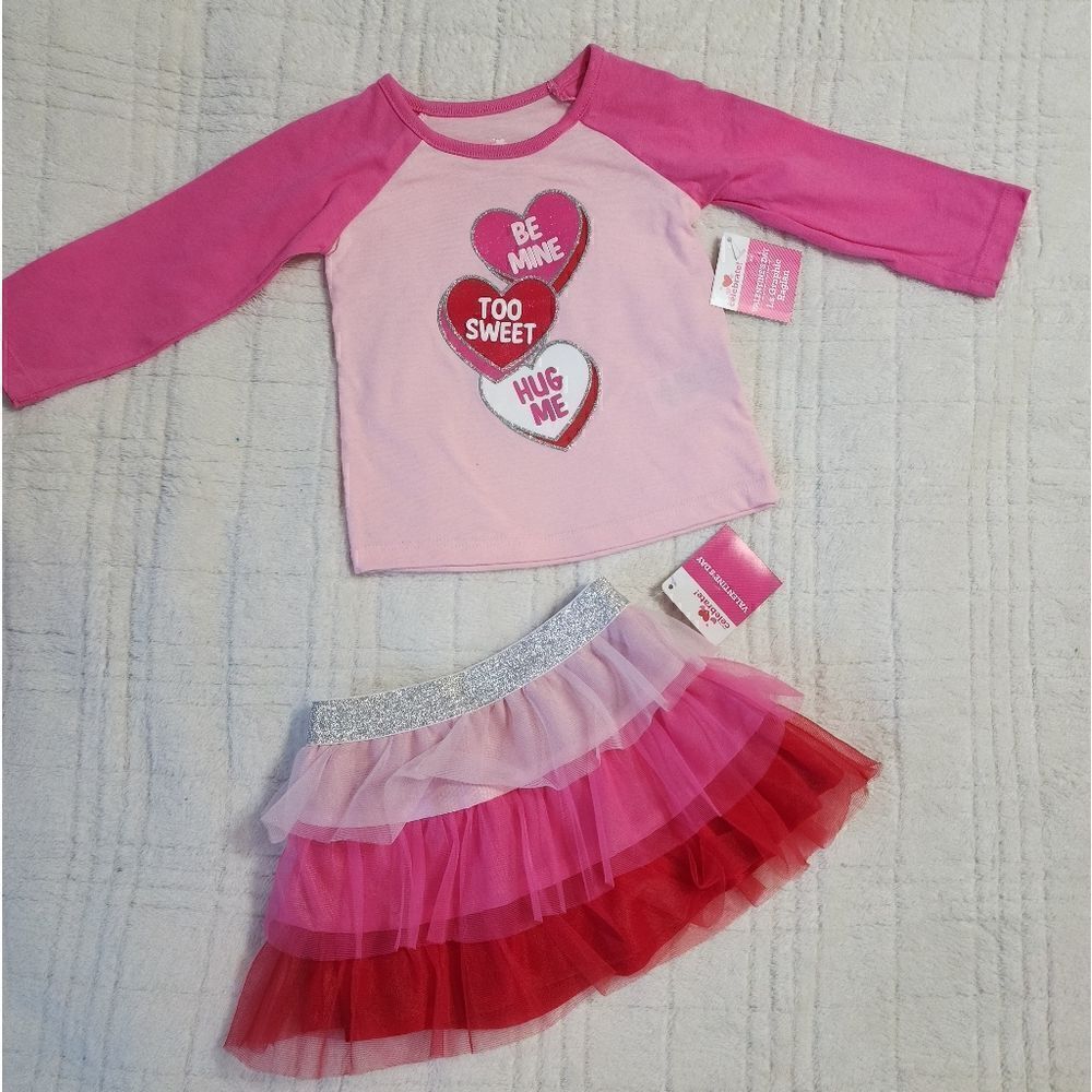 Nwt Valentine's Day outfit for girl, Size 12 months